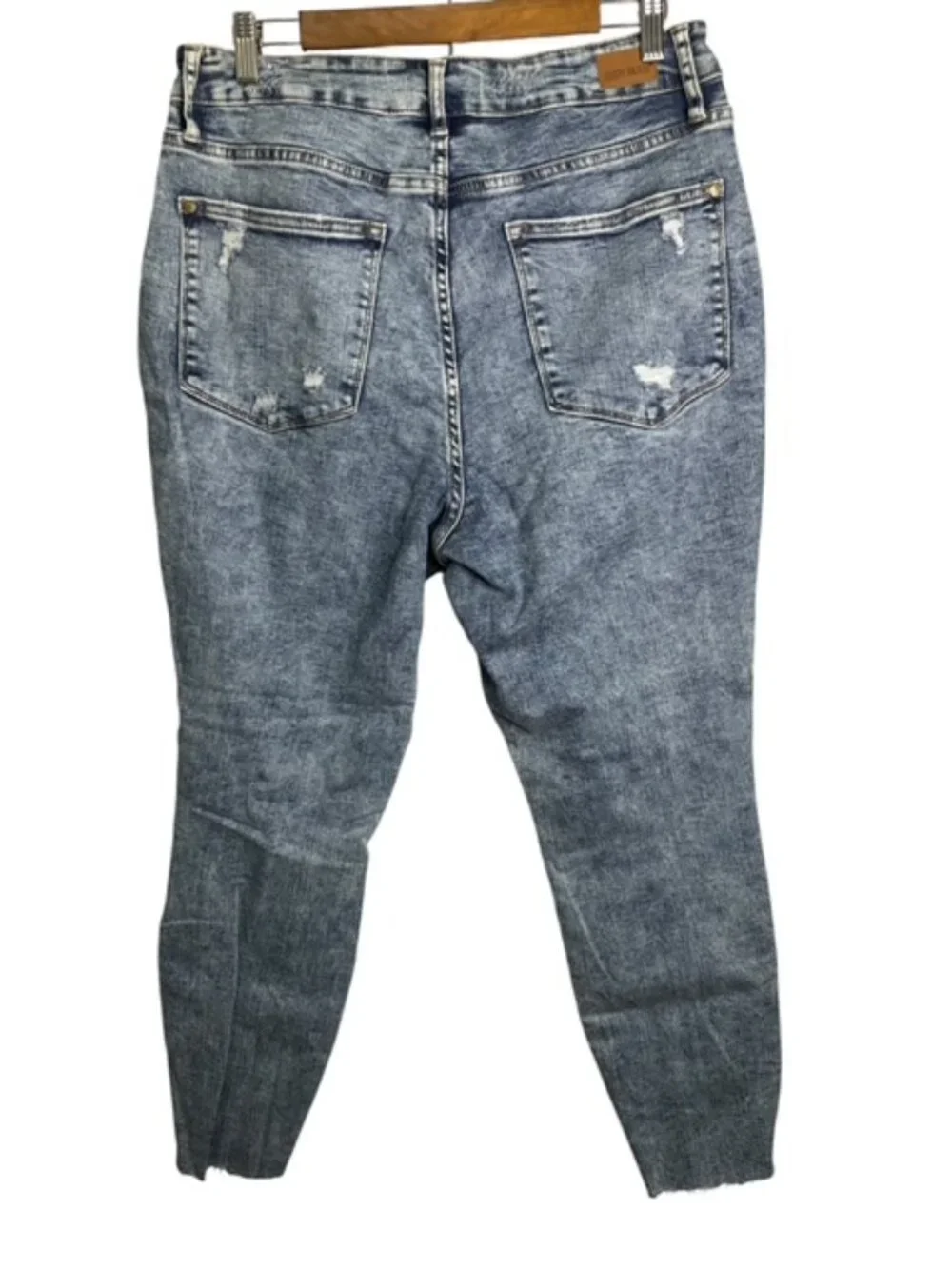 Judy Blue Jeans Women's‎ 14 W Skinny Fit Distressed Plus Denim